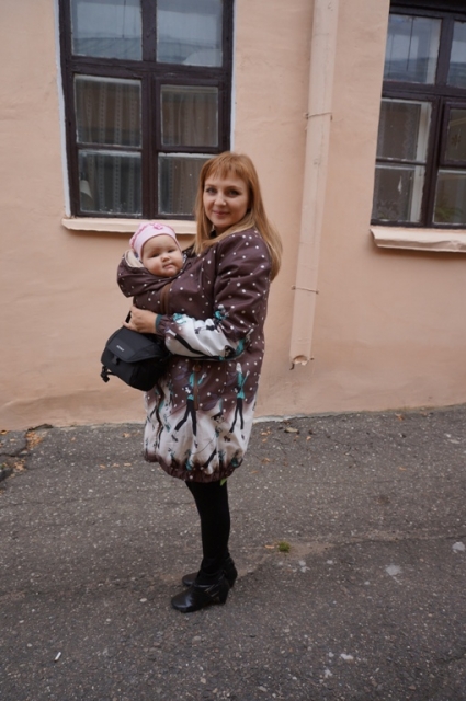9. Слингокуртка «I Love Mum». Стильно и практично.
